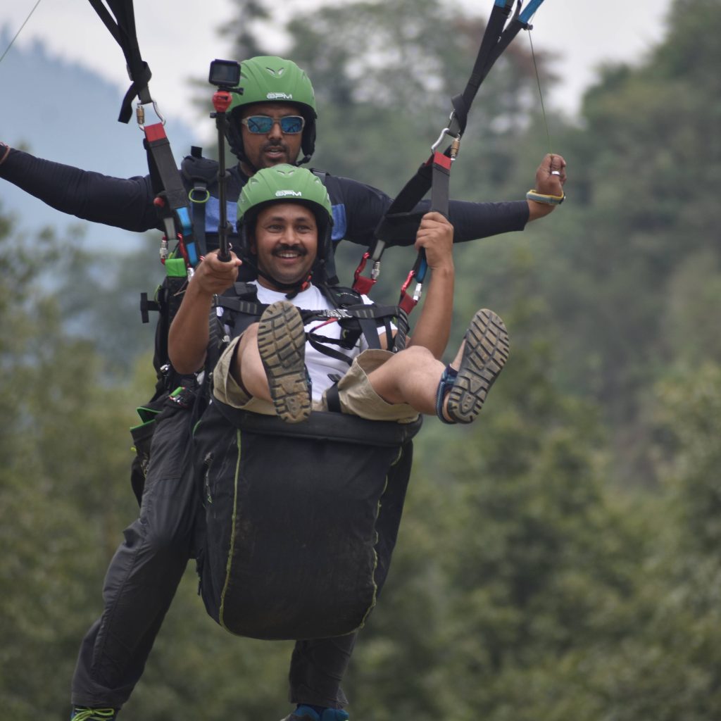 Best paragliding in Manali Solang Valley - Born To Fly