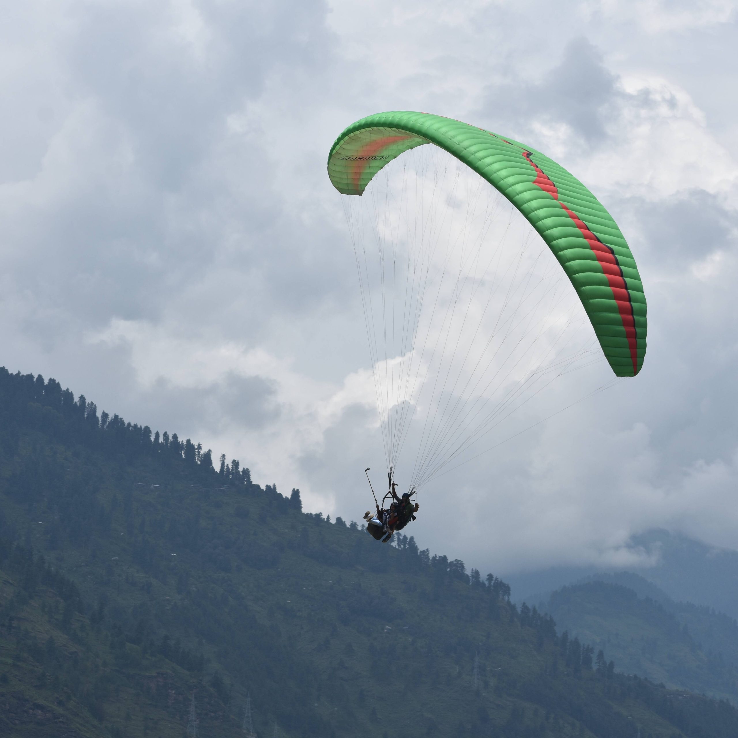 Joy Ride – Short Paragliding Flight